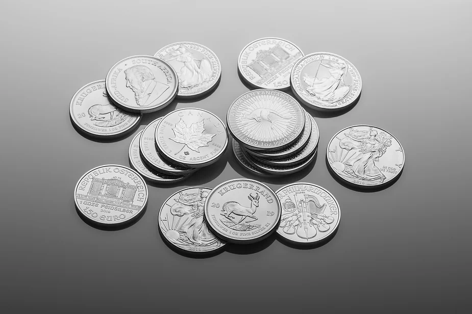 Investavimas į Sidabrines Monetas: Dažniausios Pradedančiųjų Klaidos